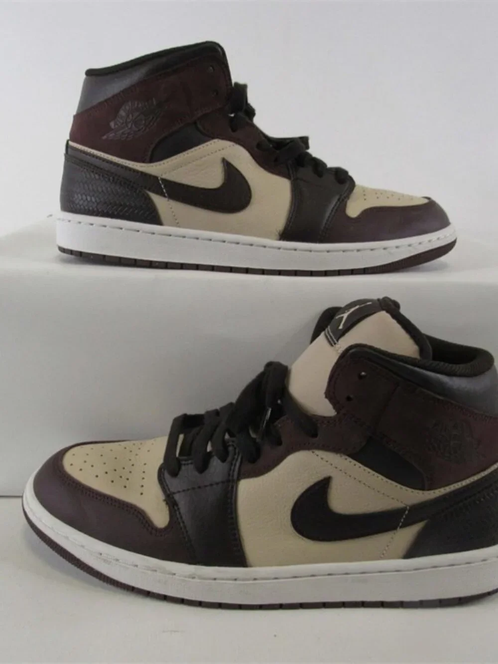 Nike Air Jordan 1 Mid SE Paris YMCA FZ4359-200 Men's Size 10.5